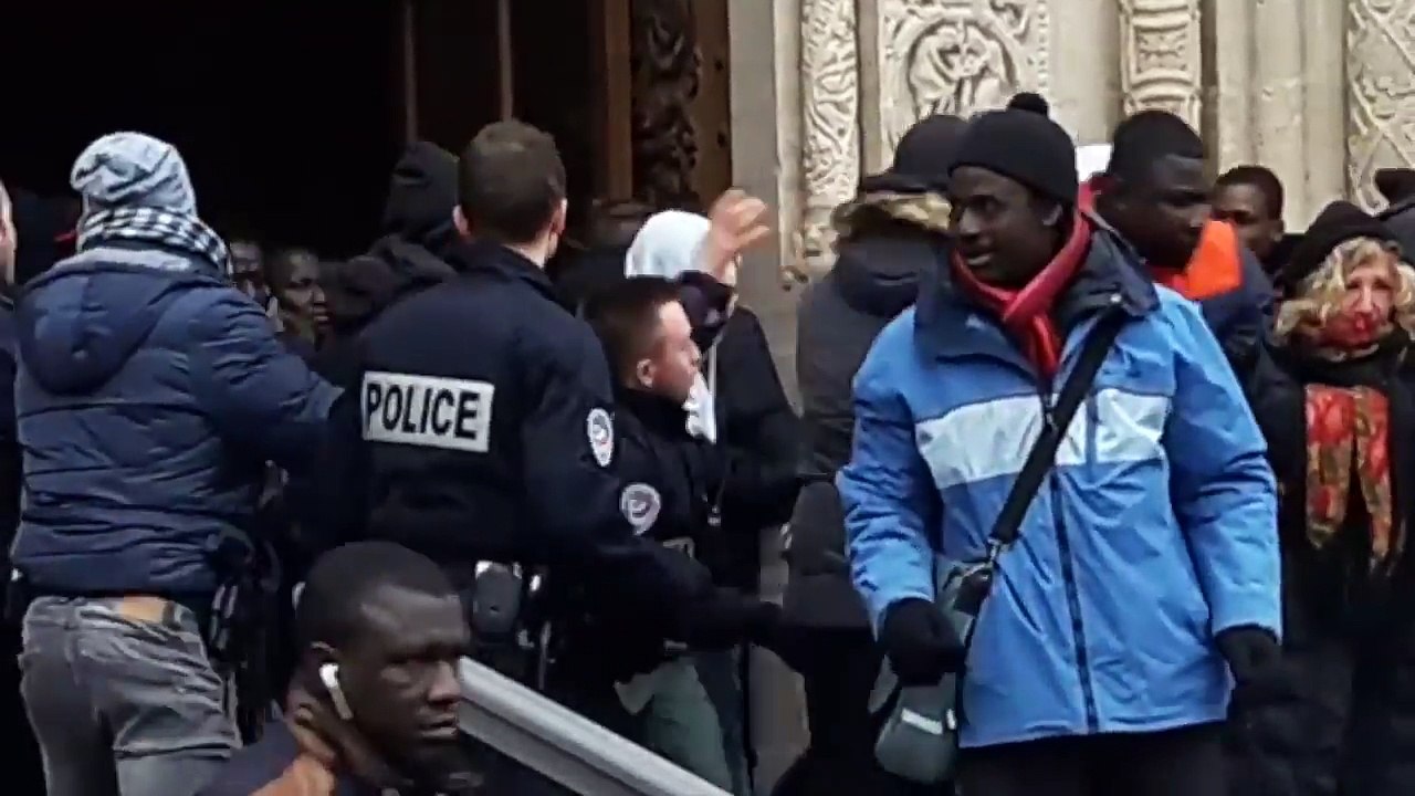 Profanation de Saint-Denis : les images de l'évacuation