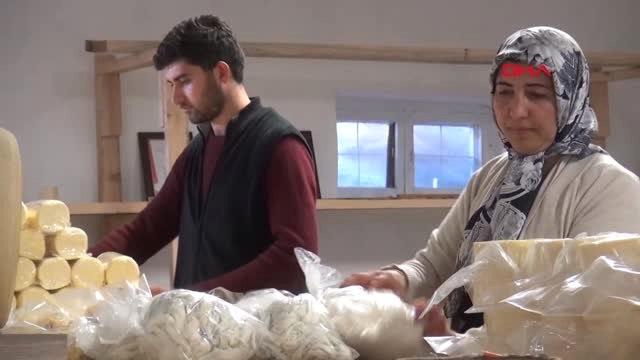 Kars Karslı Fenomen Zümran'a 'Yılın Girişimci' Ödülü