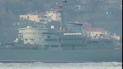 Rus Savaş Gemisi İstanbul Boğazı'ndan Geçti