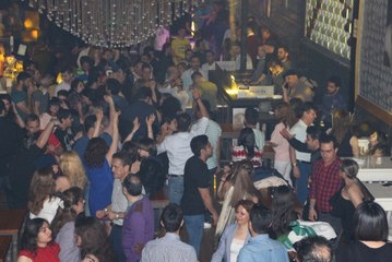 İran'lı Turistler Nevruz'u Barda Kutladı