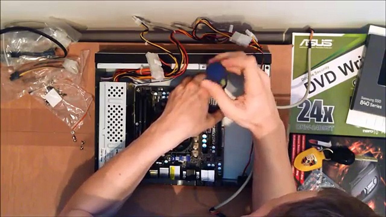 • How To Build A Game Console/Steam Box - Slim Design •