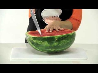 Como cortar melancia