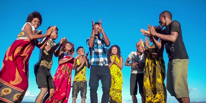 LARSS - Tsara Gasikara - Dailymotion