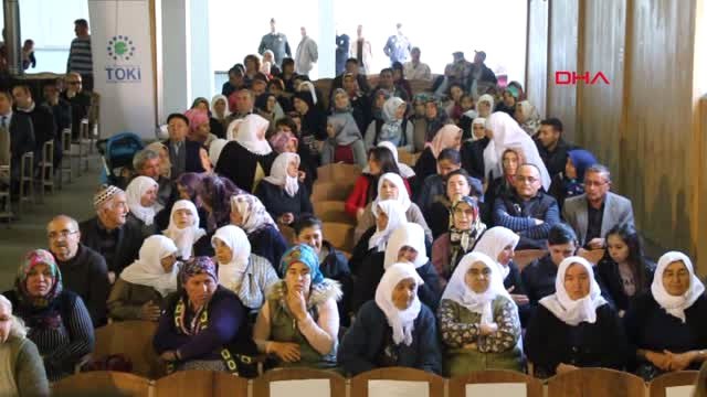 Burdur Karamanlı'da TOKİ Konutları İçin Kura Çekimi