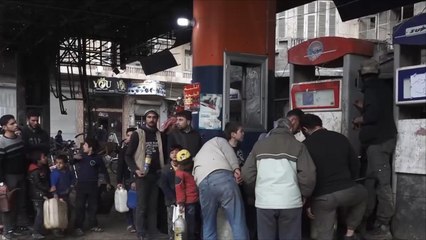 ارتفاع أسعار الوقود وندرته يزيدان المعاناة بشمال سوريا