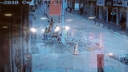 Kazı yapan işçiler ölümden böyle döndü