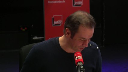 Le bourrelet de Selena Gomez est beau et terriblement humain - Tanguy Pastureau maltraite l'info