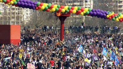 Diyarbakır'da nevruz kutlamaları başladı