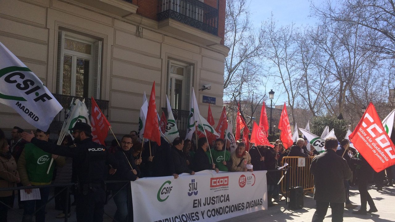 Manifestación de los funcionarios del Ministerio de Justicia ante la Audiencia Nacional