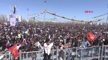 Diyarbakır da Nevruz Kutlamaları-1 Pervin Buldan Açıklama