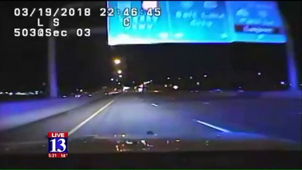 下载视频: Trooper Risks His Life to Stop Wrong Way Driver on Utah Highway