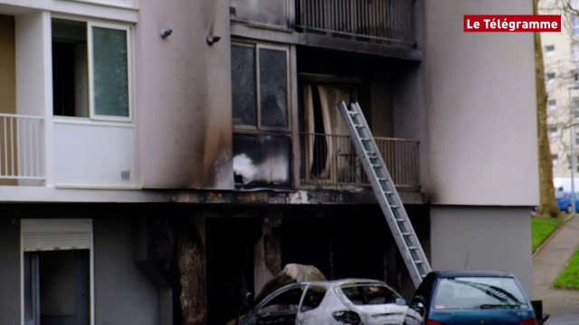 Brest. La voiture percute l'immeuble et provoque un incendie