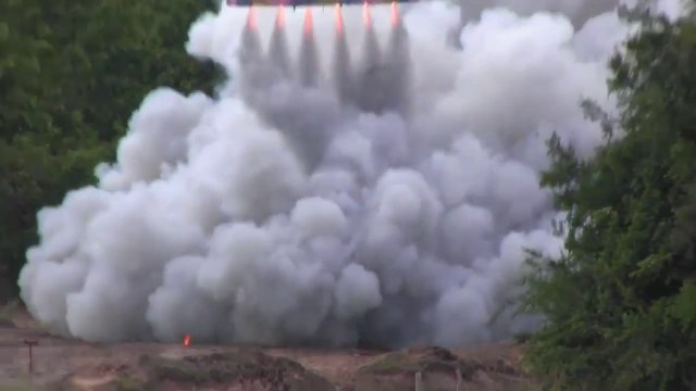 Ce feu d'artifice fait maison est juste DINGUE : toupie géante