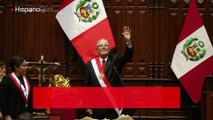 Presidente del Perú renuncia a su cargo en medio de una turbulencia política