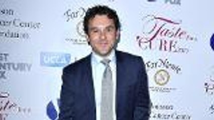 Fred Savage Shuts Down Assault Claims | THR News