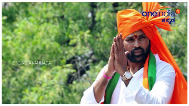 ಬಿ ಎಸ್ ಯಡಿಯೂರಪ್ಪ ಬಿ ಶ್ರೀರಾಮುಲುರನ್ನ ಹೊಗಳಿ ಮೋದಿಗೆ ಥ್ಯಾಂಕ್ಸ್ ಹೇಳಿದ್ಯಾಕೆ? | Oneindia Kannada