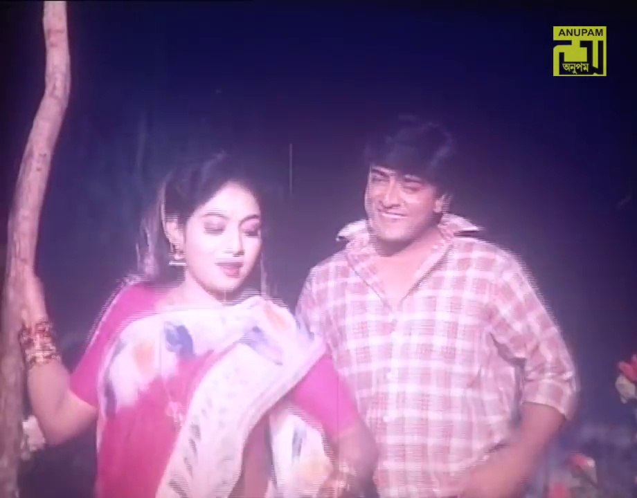 একদিকে পৃথিবী - ভুলনা আমায় - Ekdike Prithibi  । Bangla Movie Song - Shabnur, Amit Hasan,