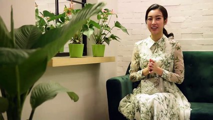 Khám túi sao Việt - Hoa hậu Đỗ Mỹ Linh"