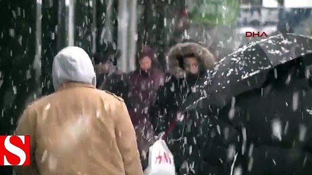 ABD�yi kar fırtınası vurdu, 4000 uçak seferi iptal