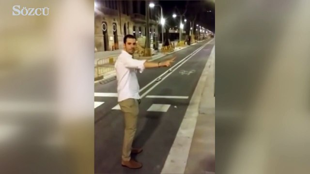 Pes dedirten kamera şakası