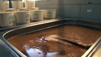 Nilüfer'de her gün 500 öğrenciye çorba ikram ediliyor