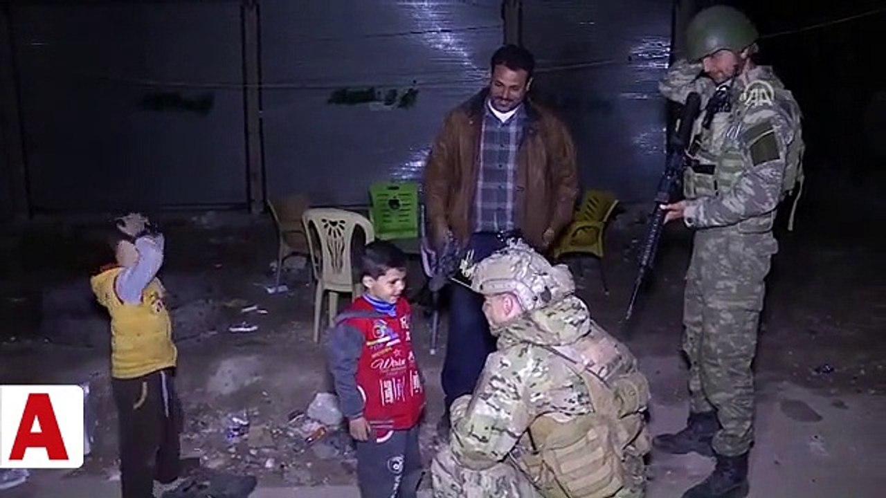 Mehmetçik Afrin’de gece devriyesinde