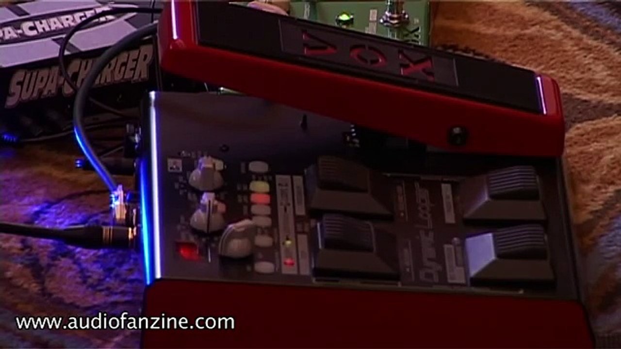 Vox VDL1 Looper Video Demo [NAMM 2011]