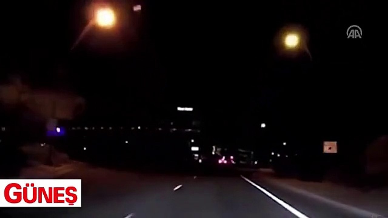 UBER sürücüsüz aracının yayaya çarpma anı kamerada
