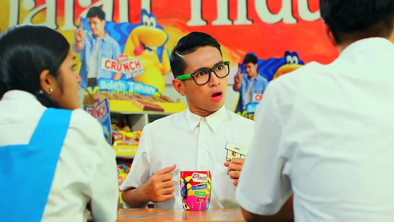 Oh My English! - Nestle Crunch Wafer - Can you handle the crunch?