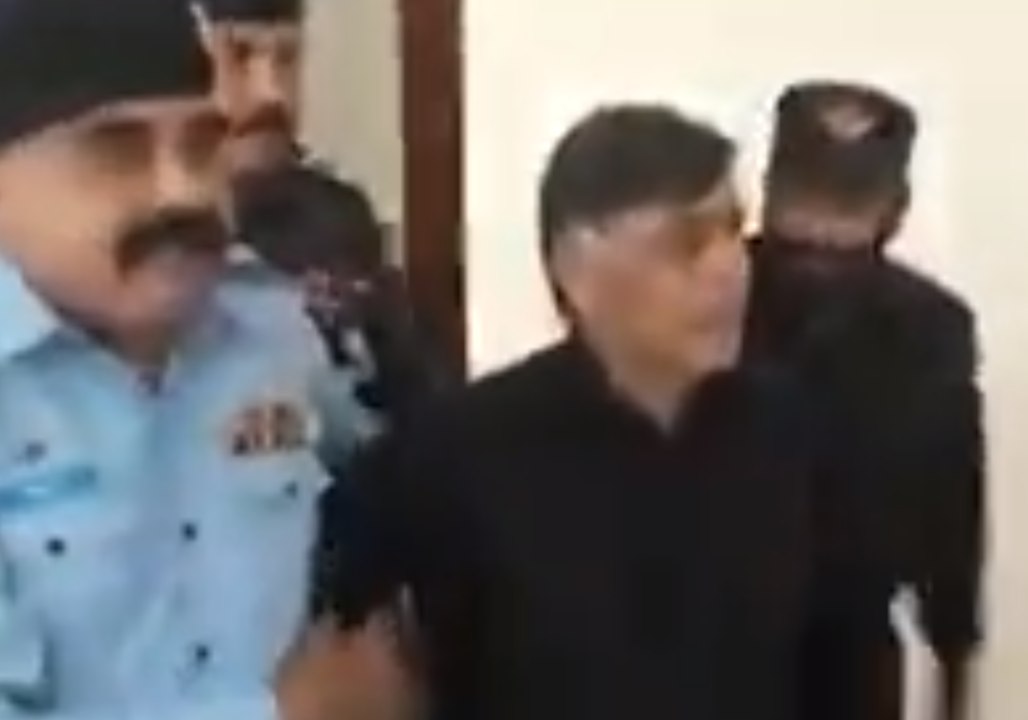 Fugitive Police Officer Arrested After Appearing in Islamabad Court Over Alleged Role in Killing