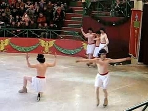 Vidéo Noël gaulois spectacle sur Glace 3