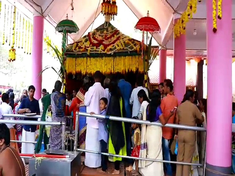 கொல்லங்கோடு பத்ரகாளி அம்மன் கோவில் திருவிழா- வீடியோ