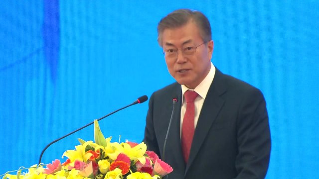 문 대통령, 베트남 하노이 도착...2박3일 국빈방문 돌입 / YTN