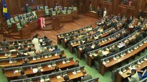 Gas lacrimógeno en el Parlamento de Kosovo lanzado por la oposición