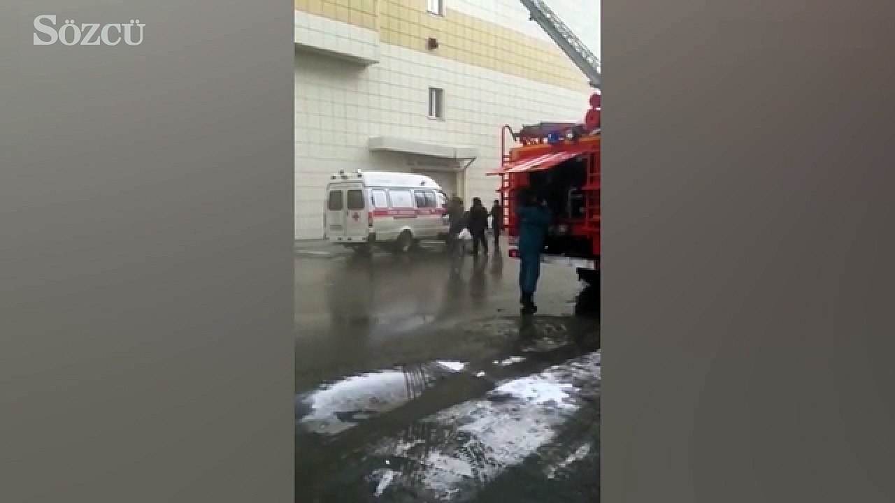 Rusya’da AVM’de yangın