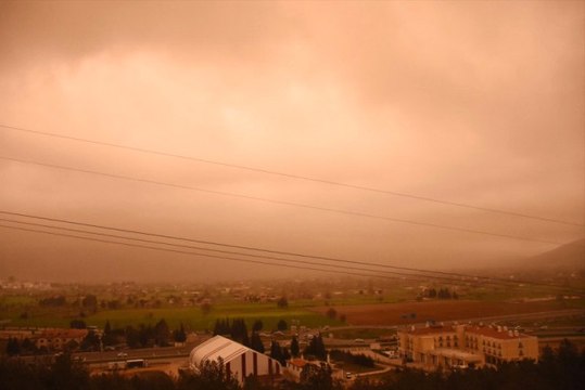 Havanın Rengi Değişecek! Meteoroloji Uyardı: Kuzey Afrika'dan Gelen Toz Taşınımı Tüm Yurdu Saracak