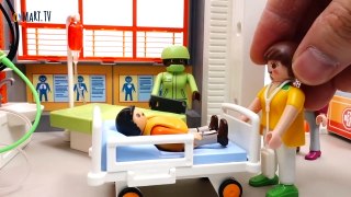 Be Careful on The Playground~! PLAYMOBIL Playground & Hospital Toys Play