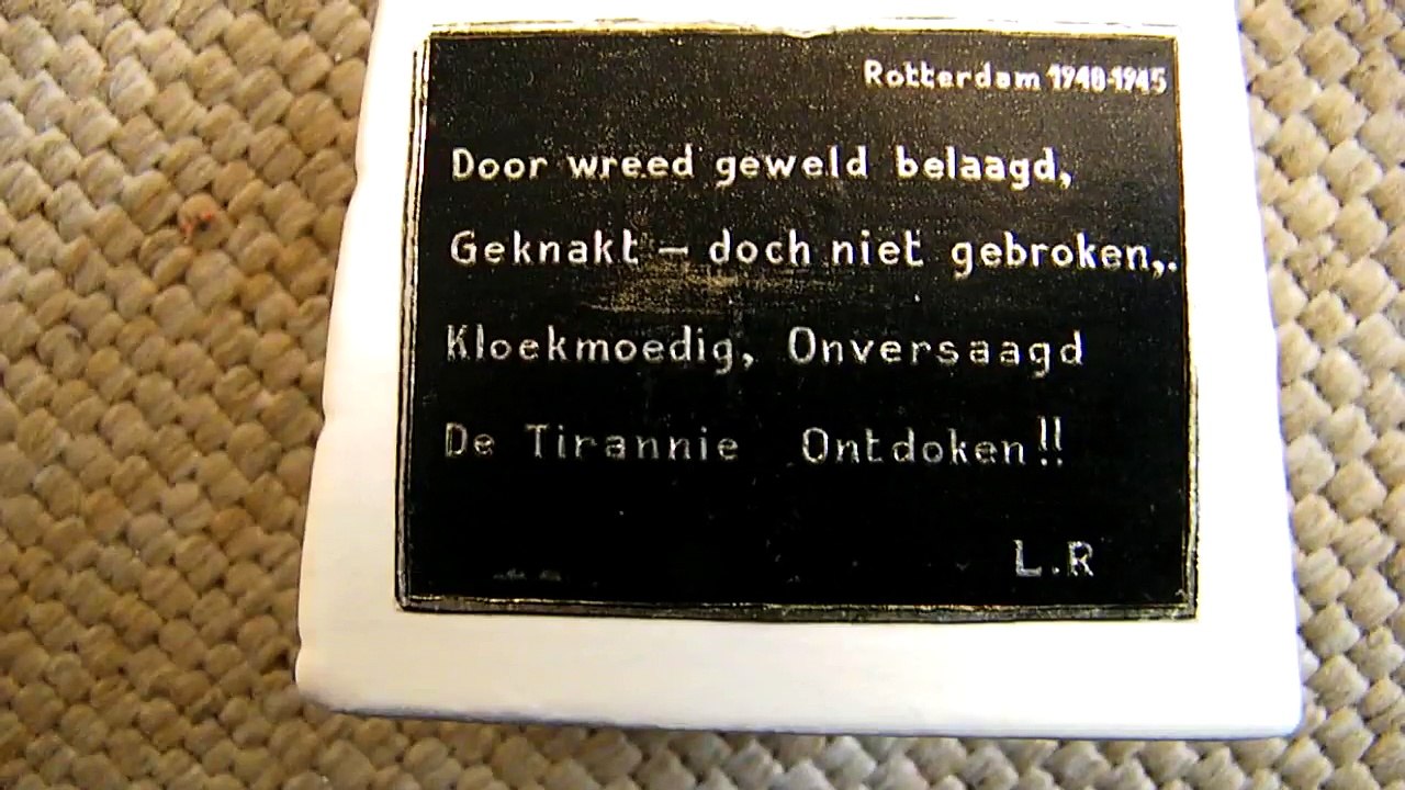 De verwoeste Stad van Ossip Zadkine , Rotterdam 1940 - 1945 , The Destroyed City. [720p]