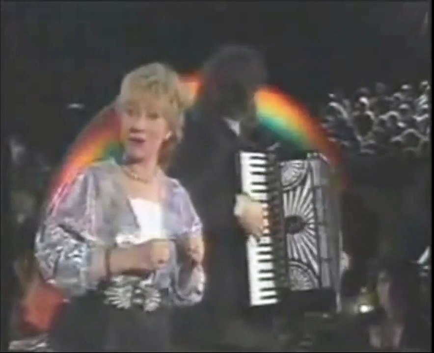 Jan & Zwaan - Marianka. In TV Show Op Volle Toeren  At Full Speed By AVRO-TROS INC. LTD.