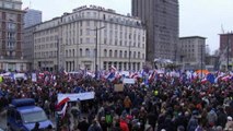 هجوم حكومي على حرية التعبير والصحافة في بولندا