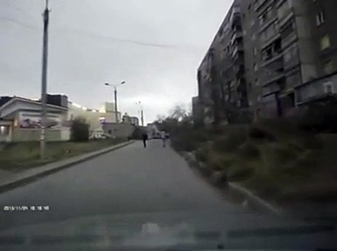 En russie les piétons ne sont pas cool du tout!