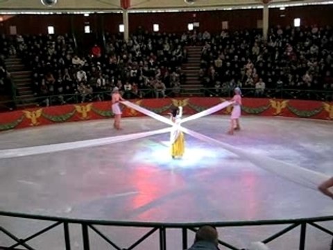 Vidéo Noël Gaulois spectacle sur Glace 6