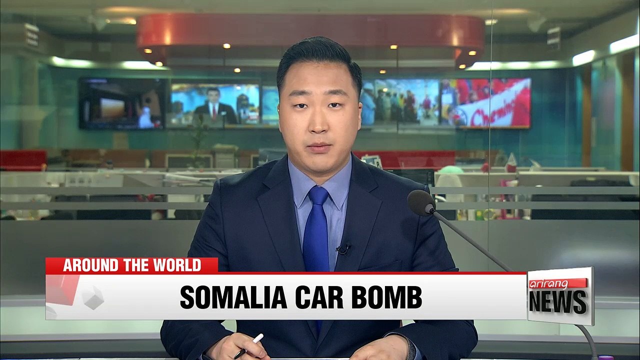 At least 14 killed in car bomb attack outside hotel in Somali capital