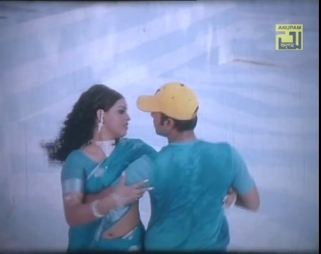 সবারই মনে আছে [অন্তরে ঝড়] Shobari Mone Ache । Bangla Movie Song - Riaz, Ayna