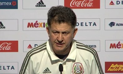 Juan Carlos Osorio en conferencia de prensa