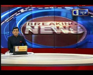 श्रीनगर में अलगाववादी नेता आसिया अंद्राबी ने पाकिस्तान का झंडा फेहराया