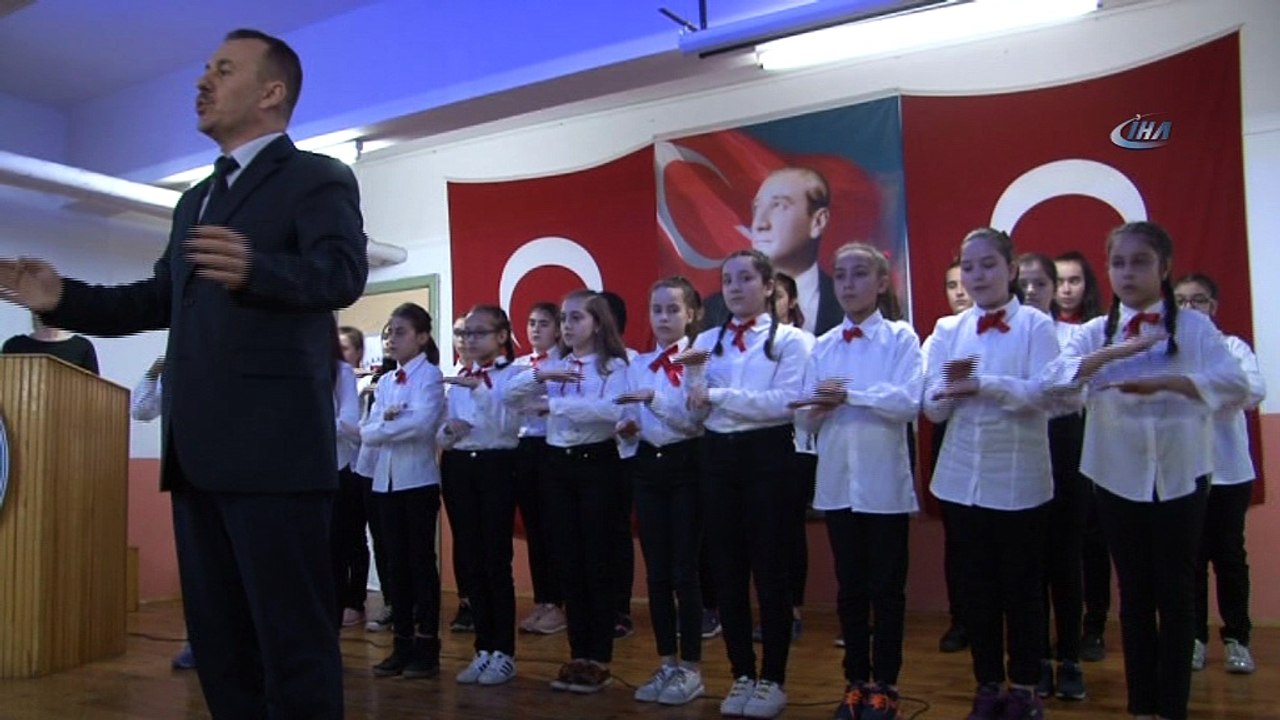 Öğretmenler Mehmetçik için nöbette