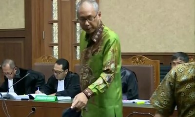 Jaksa Hadirkan Rekan Kerja Dokter Bimanesh Sebagai Saksi