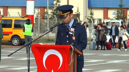 Düşen uçakta şehit olan üsteğmen askeri törenle uğurlandı