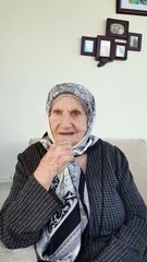 93 Yasındaki Müjgan Teyzeden ATA'ya şiir